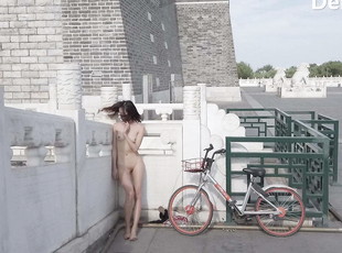 Chinese Girl Walk Nude Old Monument Public Street City